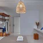 Villa Syros Grace Eco-villa With Jacuzzi & Stuning Views Posidhonía