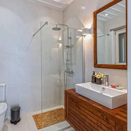 Syros Grace Eco-villa With Jacuzzi & Stuning Views Posidhonía
