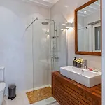 Syros Grace Eco-villa With Jacuzzi & Stuning Views Posidhonía