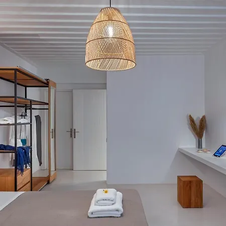 Villa Syros Grace Eco-villa With Jacuzzi & Stuning Views Posidhonía
