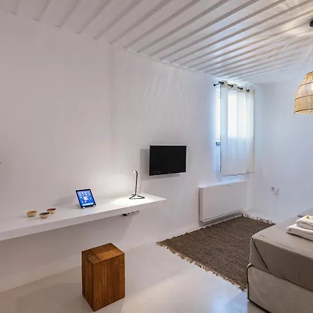 Syros Grace Eco-villa With Jacuzzi & Stuning Views Βίλα